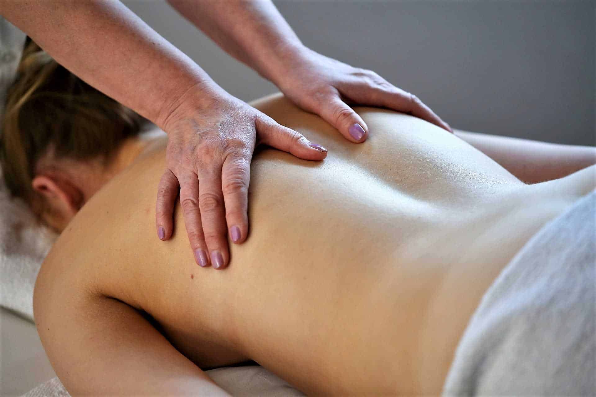 Masáž massage